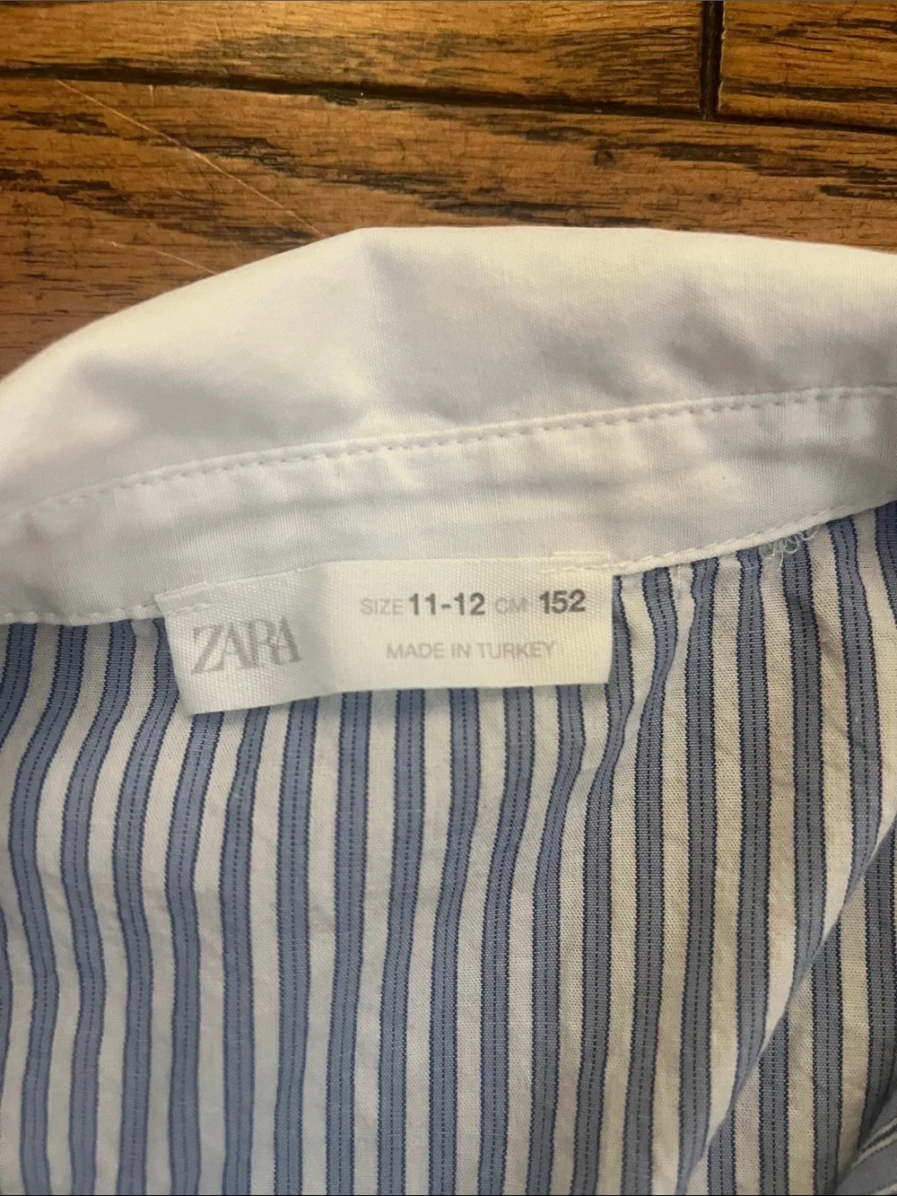 Zara Blue & White Striped Cropped Button-Down Shirt